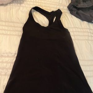 Black nulu tank top from lululemon!!
